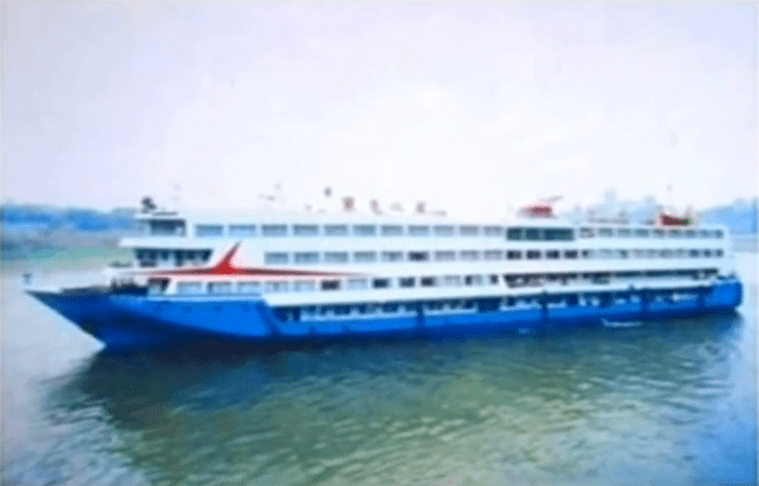 Nava chineza ce s-a scufundat in Yangtze, Foto: Captura YouTube