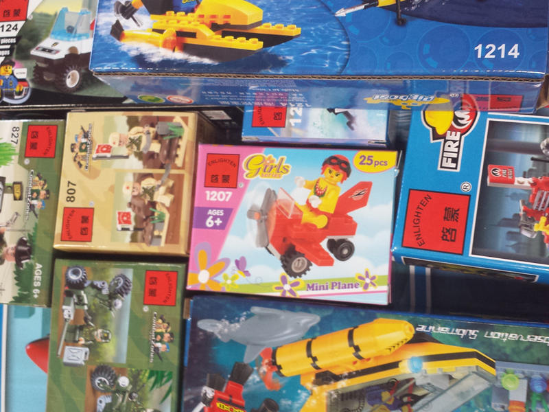 Jucarii contrafacute intr-un container sosit in Constanta din China, Foto: Politia de Frontiera