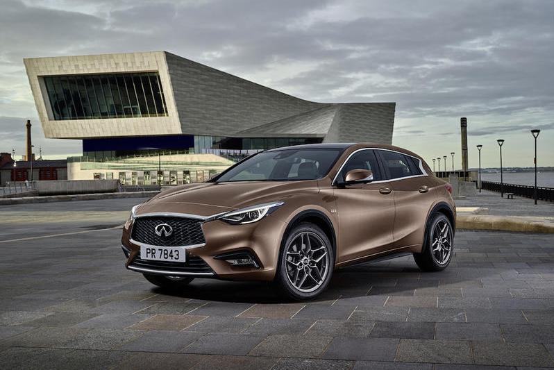 Infiniti Q30, Foto: Hotnews