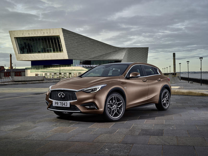 Infiniti Q30, Foto: Hotnews