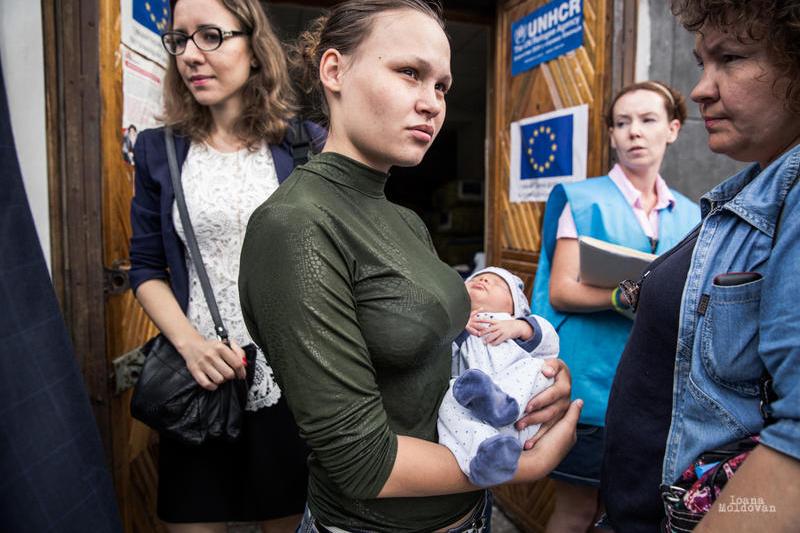 Refugiati ucraineni, la coada la ajutoare umanitare, Foto: Ioana Moldovan