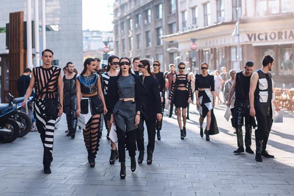 Black by Gina Cas, in Centru Vechi, Foto: Gina Cas