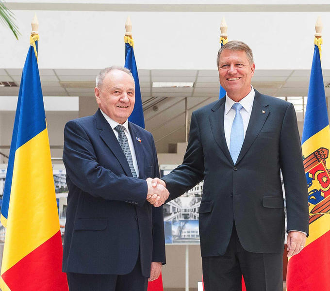 Klaus Iohannis si Nicolae Timofti, Foto: Administratia Prezidentiala