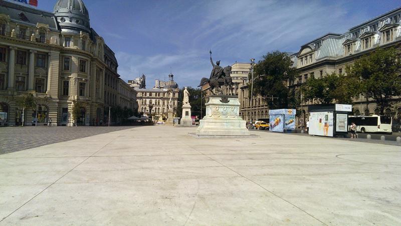 Piata Universitatii, un desert de beton, Foto: Hotnews