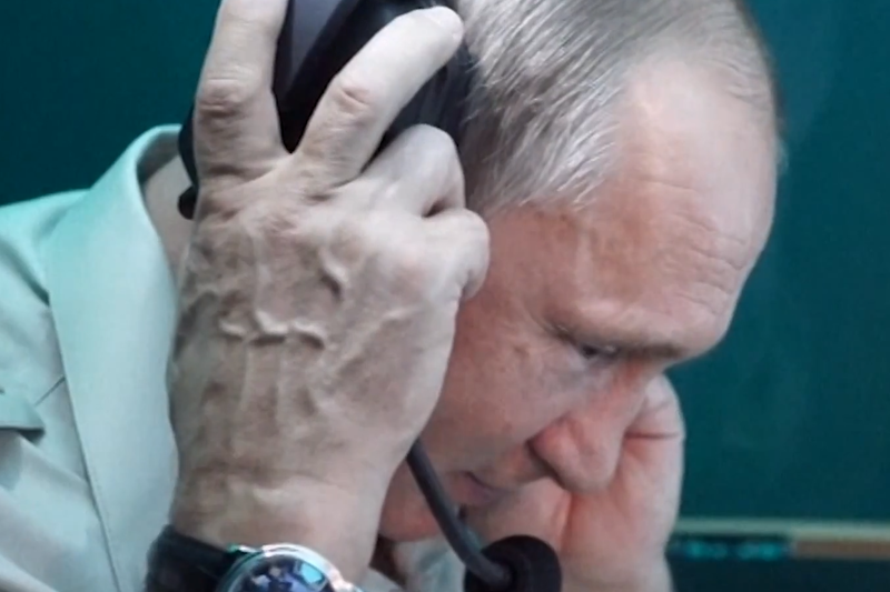 Vladimir Putin s-a scufundat cu un minisubmarin in apele Crimeei, Foto: Captura YouTube