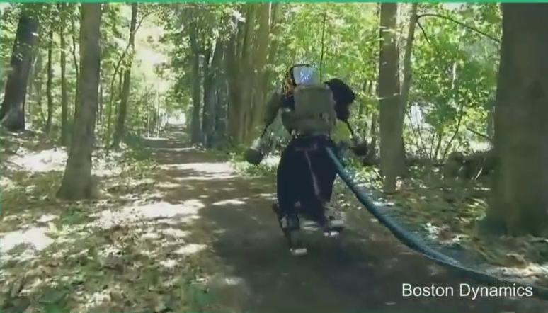 Robotul Atlas prin padure, Foto: Captura YouTube