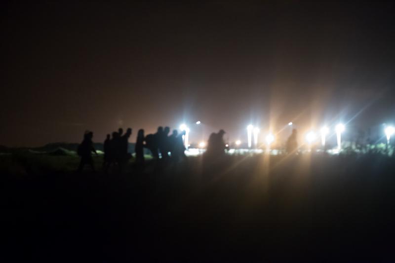 Refugiati la granita dintre Serbia si Ungaria [10], Foto: Bogdan Dinca / corespondent HotNews.ro