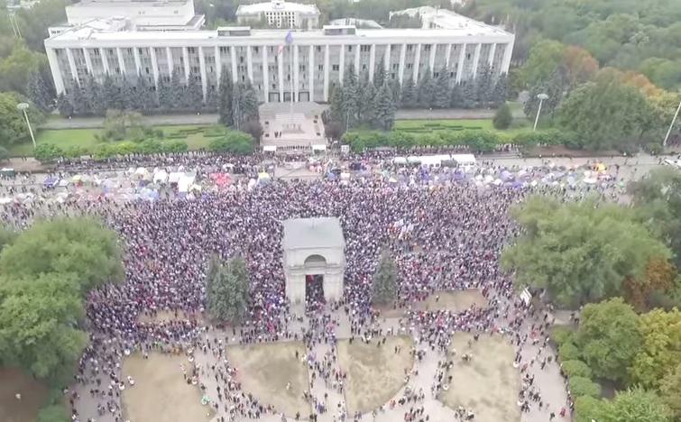 Protest la Chisinau, Foto: Captura Youtube.com