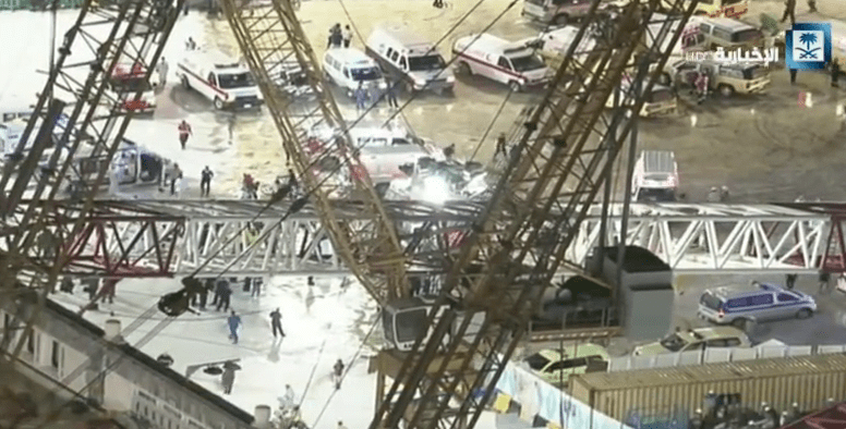 Macara prabusita peste Marea Moschee din Mecca, Foto: Captura YouTube
