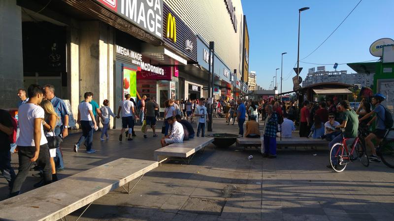 Trotuarele de la Unirii arata jalnic, Foto: Hotnews