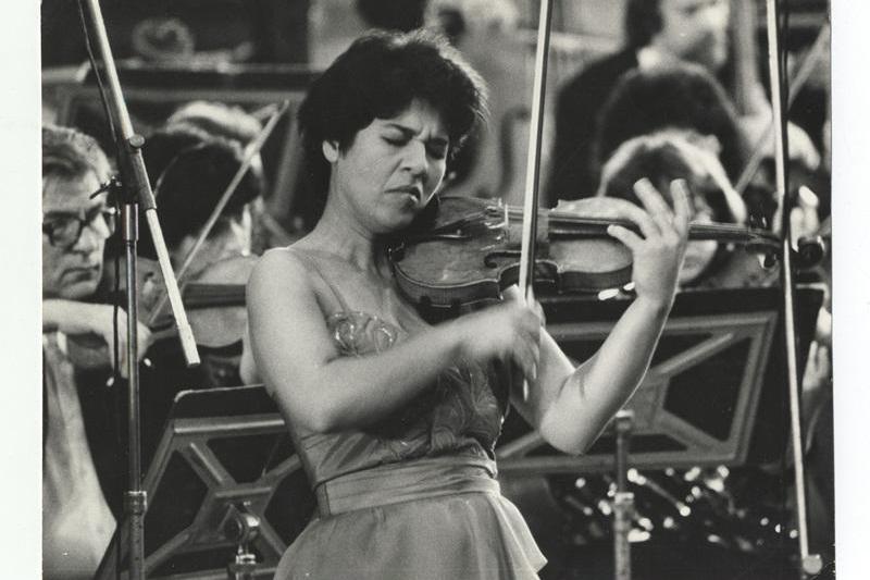 Violonista Mihaela Martin, Foto: Muzeul National George Enescu