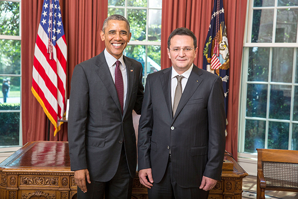 George Maior si-a prezentat scrisorile de acreditare presedintelui Barack Obama, Foto: White House