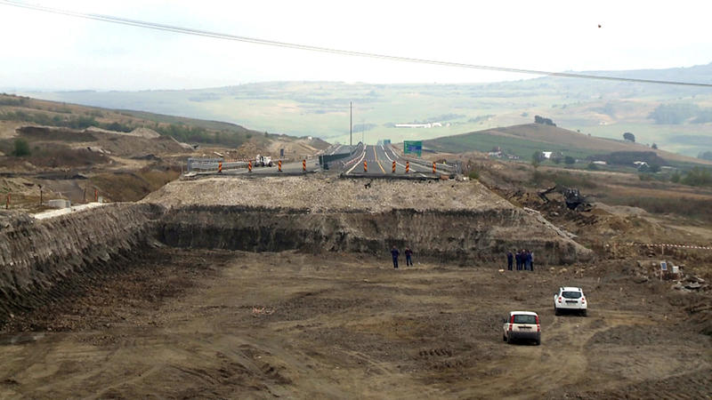 O portiune din autostrada Sibiu - Orastie Lot 3 a fost deramata, Foto: Turnul Sfatului