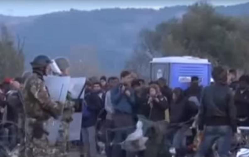 Macedonia filtreaza migrantii la frontiera, Foto: Captura YouTube