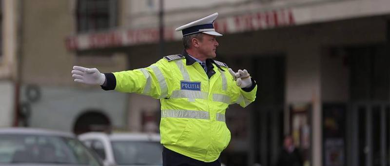 DNA cerceteaza posibile abuzuri de coloane oficiale, Foto: Politia Romana