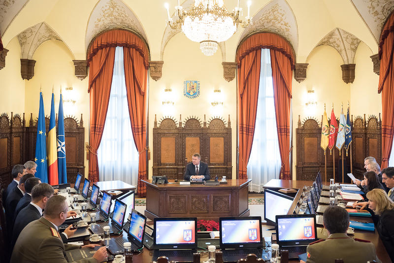 Klaus Iohannis, prezidand sedinta CSAT, Foto: Presidency.ro