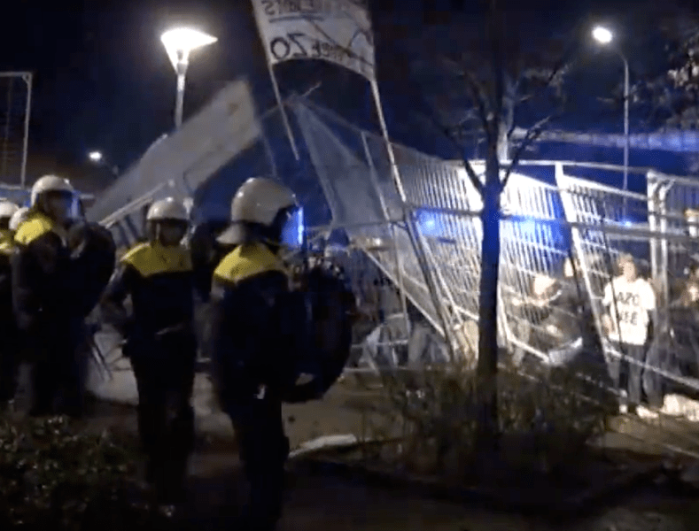 Proteste in Olanda contra realizarii unui centru pentru refugiati, Foto: Captura YouTube