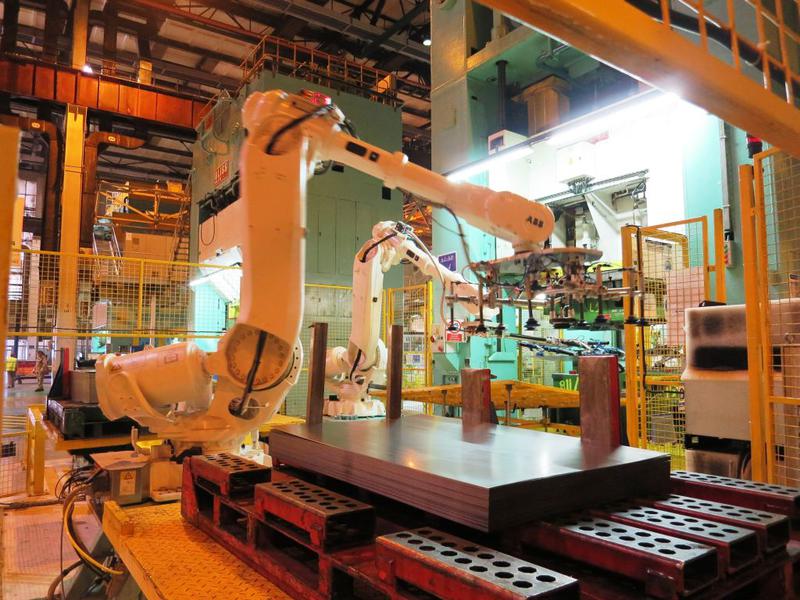 Roboti la Dacia, Foto: Hotnews