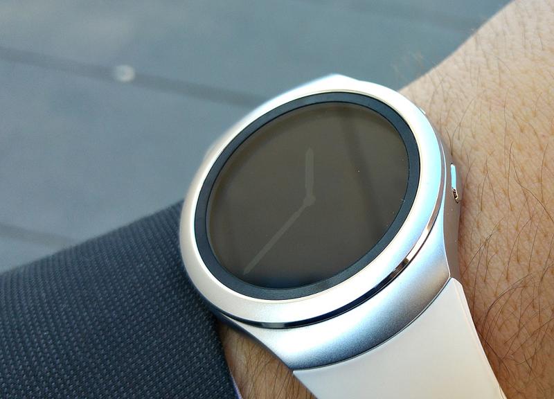 Samsung Gear S2, Foto: Hotnews