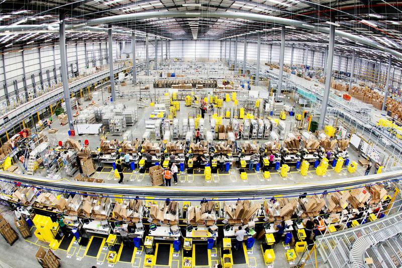 Un centru de distributie Amazon, Foto: Amazon