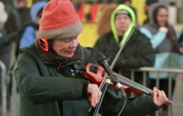 Laurie Anderson, Foto: captura ecran