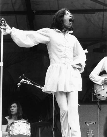Mick Jagger in rochie, la un concert in 1960, Foto: Pinterest