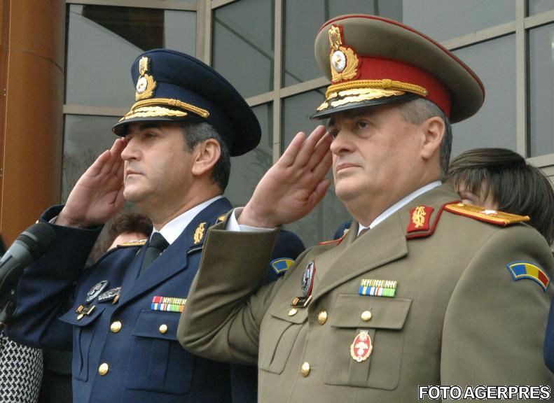 Gabriel Oprea si Neculai Ontanu, Foto: Agerpres