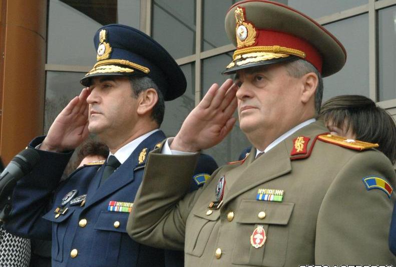 Gabriel Oprea si Neculai Ontanu, Foto: Agerpres