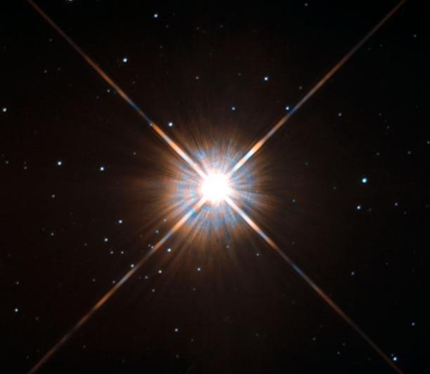 Proxima Centauri, cel mai apropiat vecin al nostru, Foto: ESA/Hubble & NASA