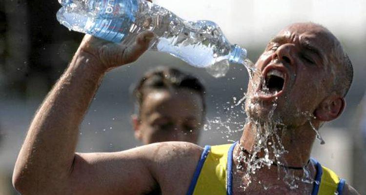 Cum sa te hidratezi in timpul alergarii, Foto: Alerg.ro