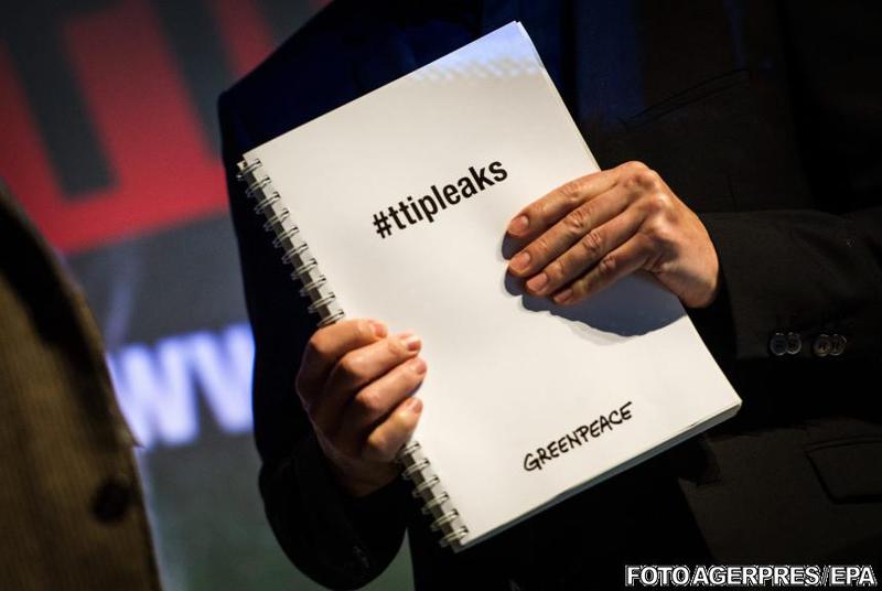 TTIP Leaks, documentul prezentat de Greenpeace, Foto: Agerpres/EPA