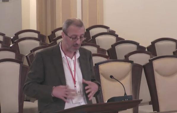 Jurnalistul Liviu Avram pledeaza in fata CCR, Foto: Privesc.eu