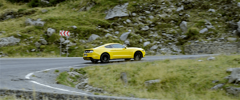 Steve Sutcliffe pe Transfagarasan cu Ford Mustang 5.0 V8, Foto: Captura YouTube