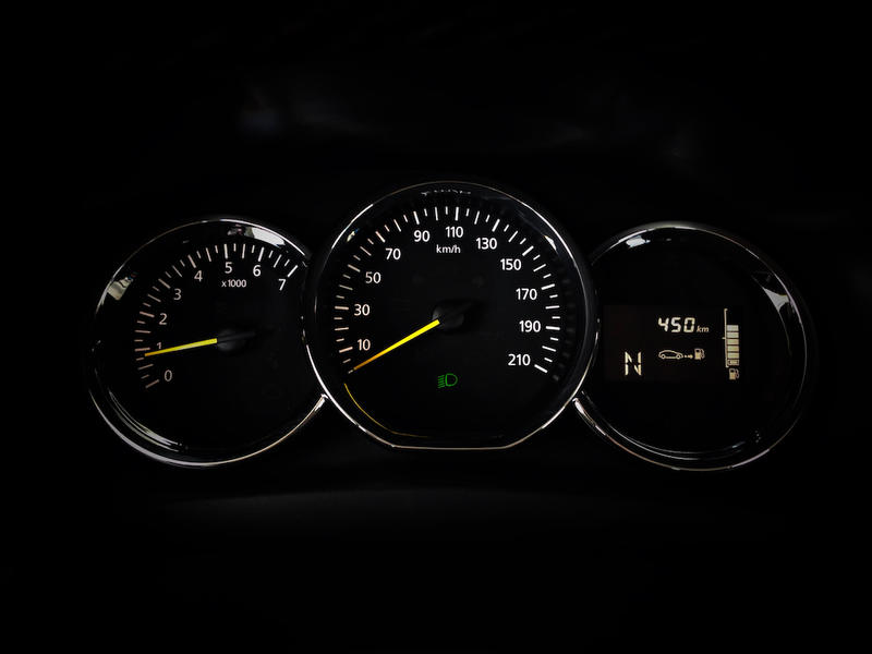 Instrumente de bord Dacia Sandero dCi 90 Easy-R, Foto: 0-100.ro