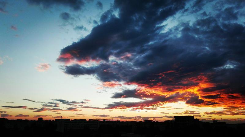 Apus de soare în București, Foto: USER UPLOADED