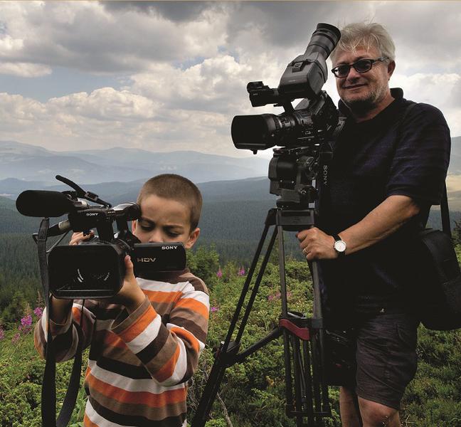 Dumitru Budrala la filmarile Drumul regilor - Transalpina, Foto: Astra Film