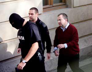 Ionut Adrian Eftimie, in centru, Foto: ReportingProject.net