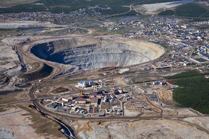 Mina de diamante de la Mirny, operata de Alrosa , Foto: alrosa.ru