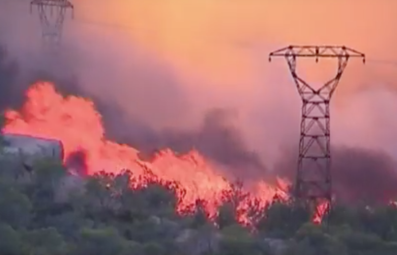 Incendiu masiv langa Marsilia, Foto: Captura euronews
