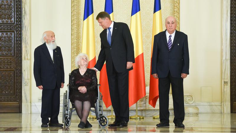 Trei fosti detinuti politici, decorati de Klaus Iohannis, Foto: Presidency.ro