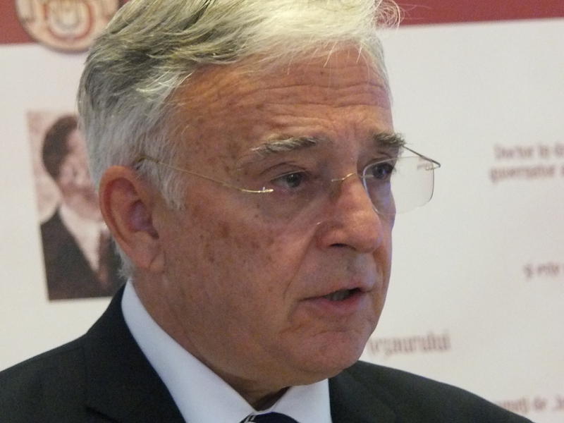 Ce poate face guvernatorul pentru a evita un al doilea caz Olteanu, Foto: Hotnews