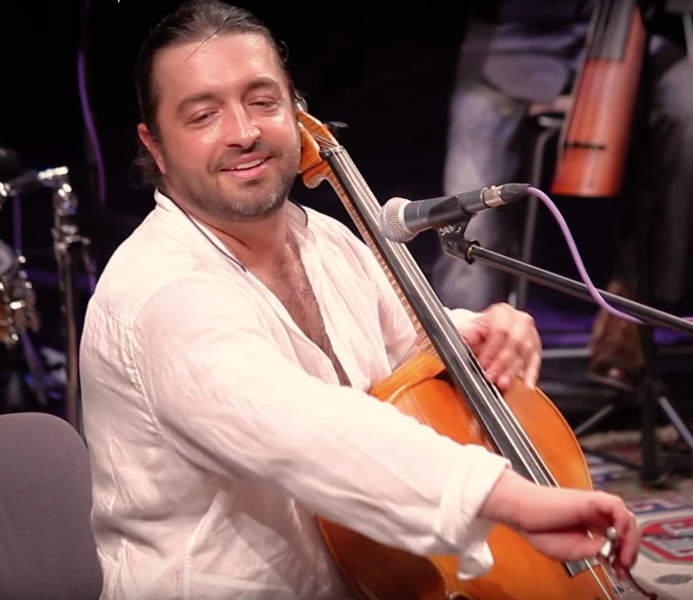 Violoncelistul Adrian Naidin, Foto: Captura YouTube