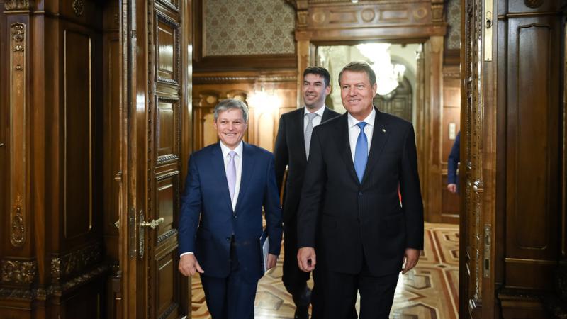 Dacian Ciolos si Klaus Iohannis, Foto: Administratia Prezidentiala