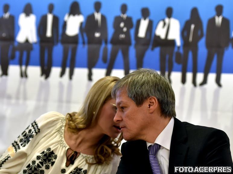 Alina Gorghiu si Dacian Ciolos, Foto: Agerpres
