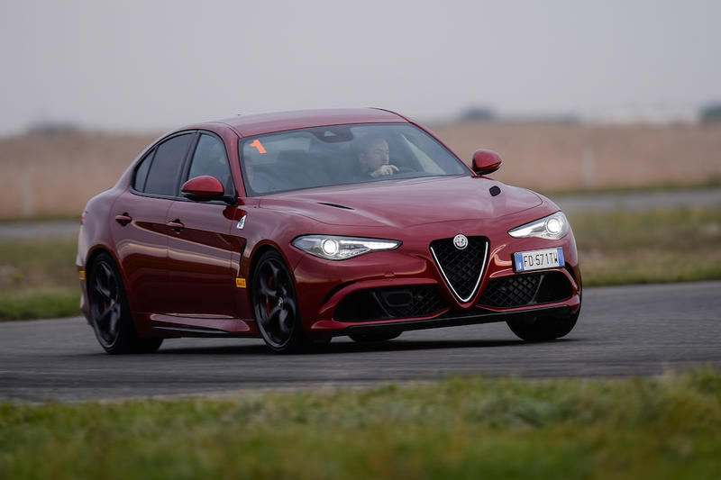 Adrian Mitrea la volanul Alfa Romeo Giulia Quadrifoglio, Foto: AutoItalia