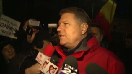 Klaus Iohannis, printre protestatari, Foto: Captura Facebook