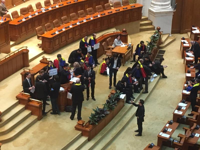 Protestul deputatilor USR, Foto: Hotnews