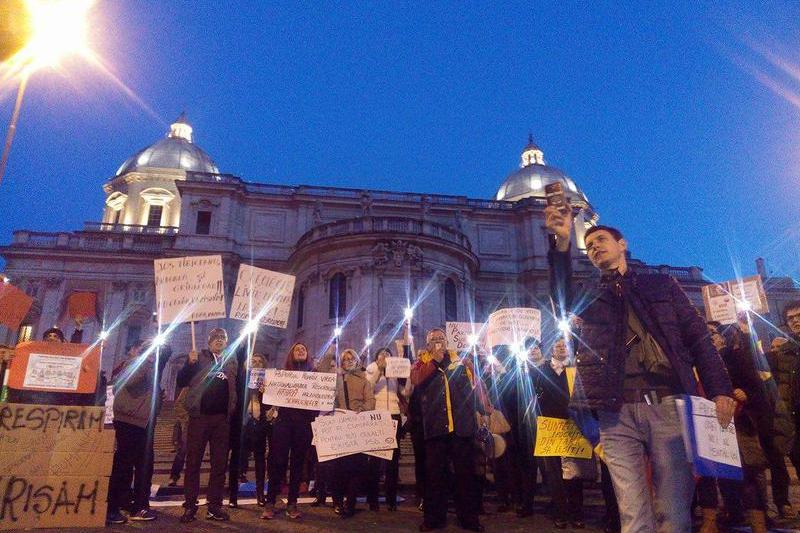 Protest la Roma, Foto: Hotnews