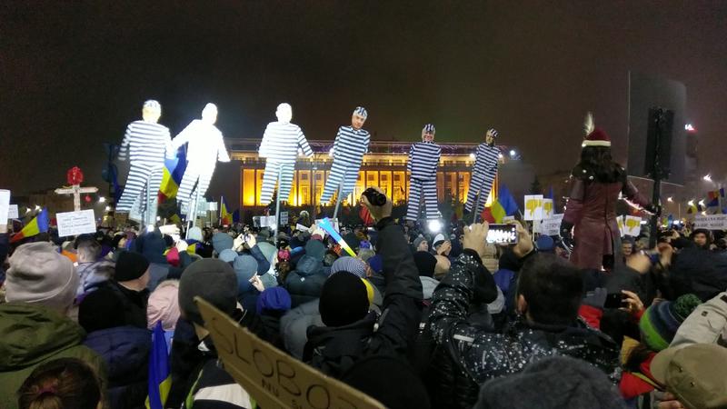 Politicieni in zeghe la protestul OUG 13, Foto: Hotnews