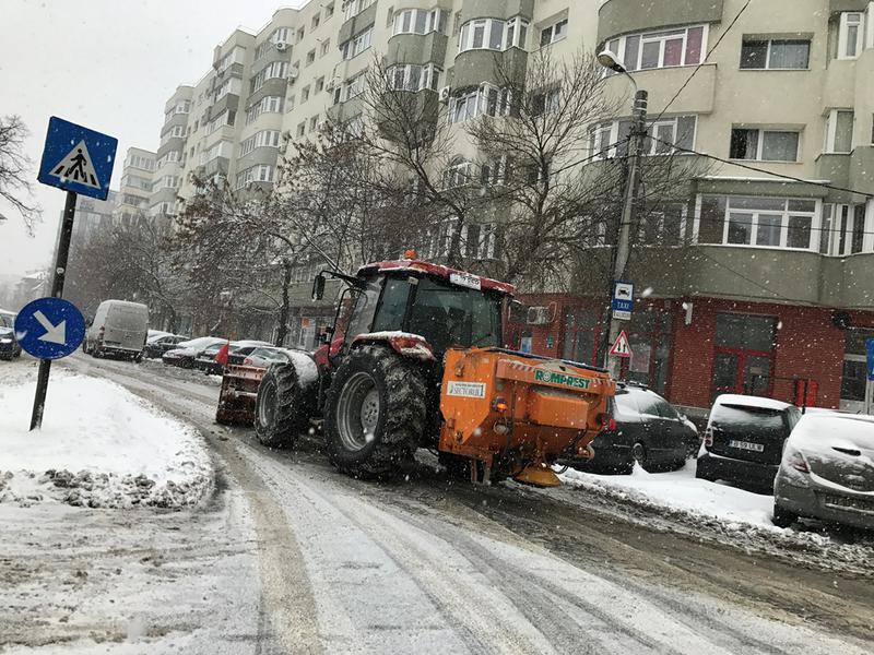 Operatiune de deszapezire, Foto: Primaria sector 1